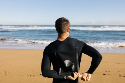 Muta da nuoto a confronto con una da surf